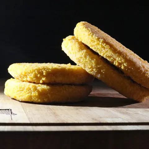 [81] Medallón de pollo rebozado